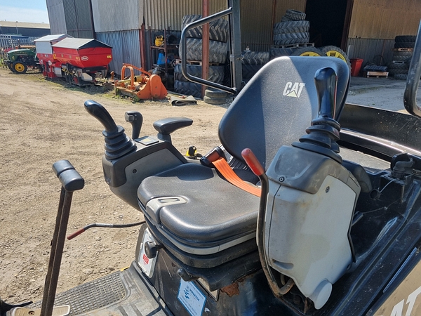 Chris Atkin & Son Ltd - Cat 301.7D